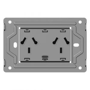 BASTIDOR METALICO TOMACORRIENTE BI-NORMA DOBLE + 1 USB-C MILAN MACROLED (SIN FRENTE)