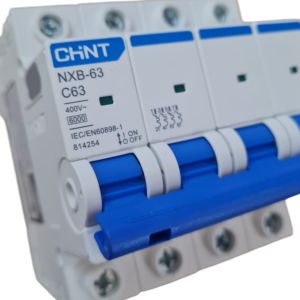 LLAVE TERMICA TETRAPOLAR 4X63A 6KA CURVA C CHINT - Vista 5