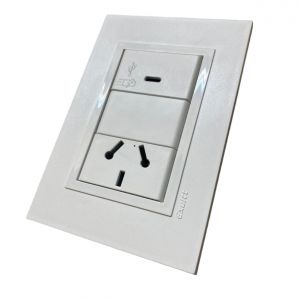 SET ARMADO 1 TOMACORRIENTE ESPECIAL 10A + 1 USB C 3A LINEA URBANA EXULTT - Vista 1