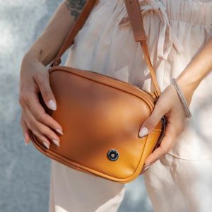 CARTERA BANDOLERA JULI MODERNA C/ CIERRE ECO CUERO LIBERTA - Vista 15