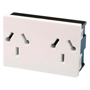 MODULO TOMA C/TIERRA DOBLE 10A 220V (ESPECIAL) PREFIT CAMBRE