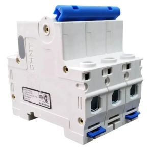LLAVE TERMICA TRIPOLAR 3X80A 10KA CURVA C CHINT - Vista 1