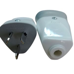 FICHA MACHO Y HEMBRA 3 PATAS 10A AXIAL BLANCO EXULTT - Vista 2