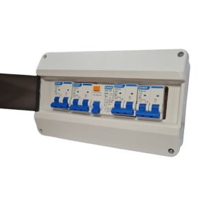 KIT 4 TERMICAS 32AMP + 1 DISYUNTOR 40AMP + TABLERO 12 MODULOS - Vista 1