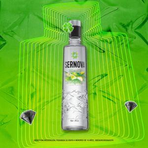 VODKA SERNOVA SWEET APPLE PEAR 700 CC - Vista 2