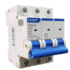 LLAVE TERMICA TRIPOLAR 3X25A 6KA CURVA C CHINT - Vista 1