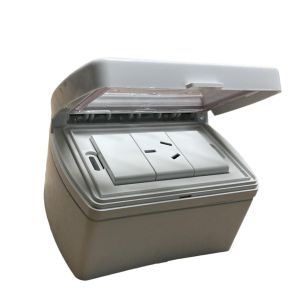 TAPA CAPSULADA EXTERIOR MEMBRANA APLICAR + 1 TOMACORRIENTE - EXULTT URBANA - Vista 1