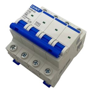 LLAVE TERMICA TETRAPOLAR 4X32A 6KA CURVA C CHINT - Vista 3