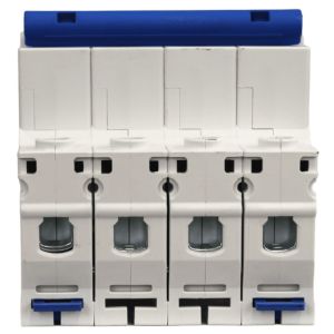 LLAVE TERMICA TETRAPOLAR 4X40A 10KA CURVA C CHINT - Vista 3