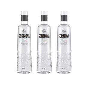 VODKA SERNOVA 700 CC X 3 UNIDADES