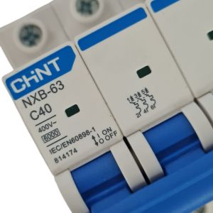 LLAVE TERMICA TRIPOLAR 3X40A 6KA CURVA C CHINT - Vista 3