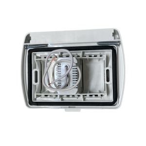 TAPA CAPSULADA EXTERIOR MEMBRANA + 1 USB DOBLE EXULTT - Vista 2