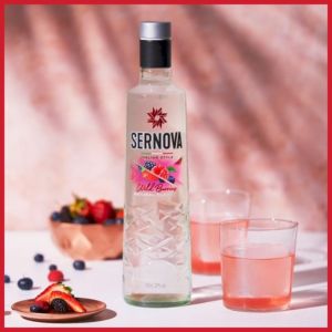 VODKA SERNOVA WILD BERRIES 700 CC - Vista 2