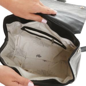 MOCHILA ECO CUERO MODERNA URBANA PAULA LIBERTA - Vista 34