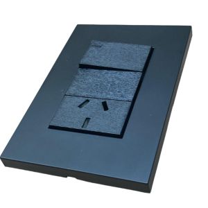 LLAVE ARMADA TOMA 10A JELUZ PLATINUM NEGRO