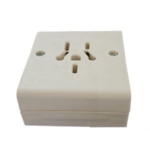 TOMACORRIENTE ESPECIAL 10A DE SUPERFICIE RICHI - Vista 3