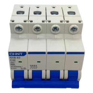 LLAVE TERMICA TETRAPOLAR 4X32A 6KA CURVA C CHINT - Vista 2