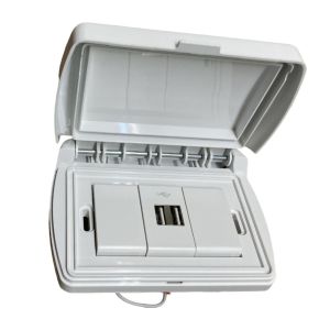 TAPA CAPSULADA EXTERIOR RIGIDA + 1 USB DOBLE EXULTT