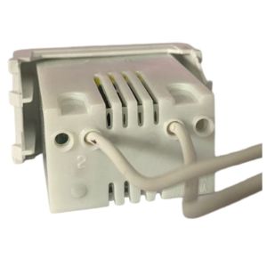 CARGADOR USB EXULTT URBANA 5V 3 AMPER DOBLE BLANCO - Vista 2