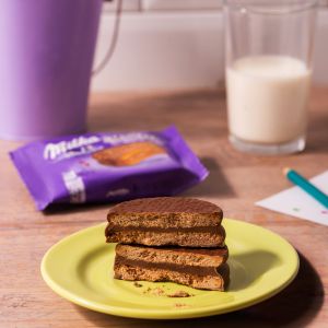 ALFAJOR MILKA MOUSSE LECHE 42 GR - Vista 3